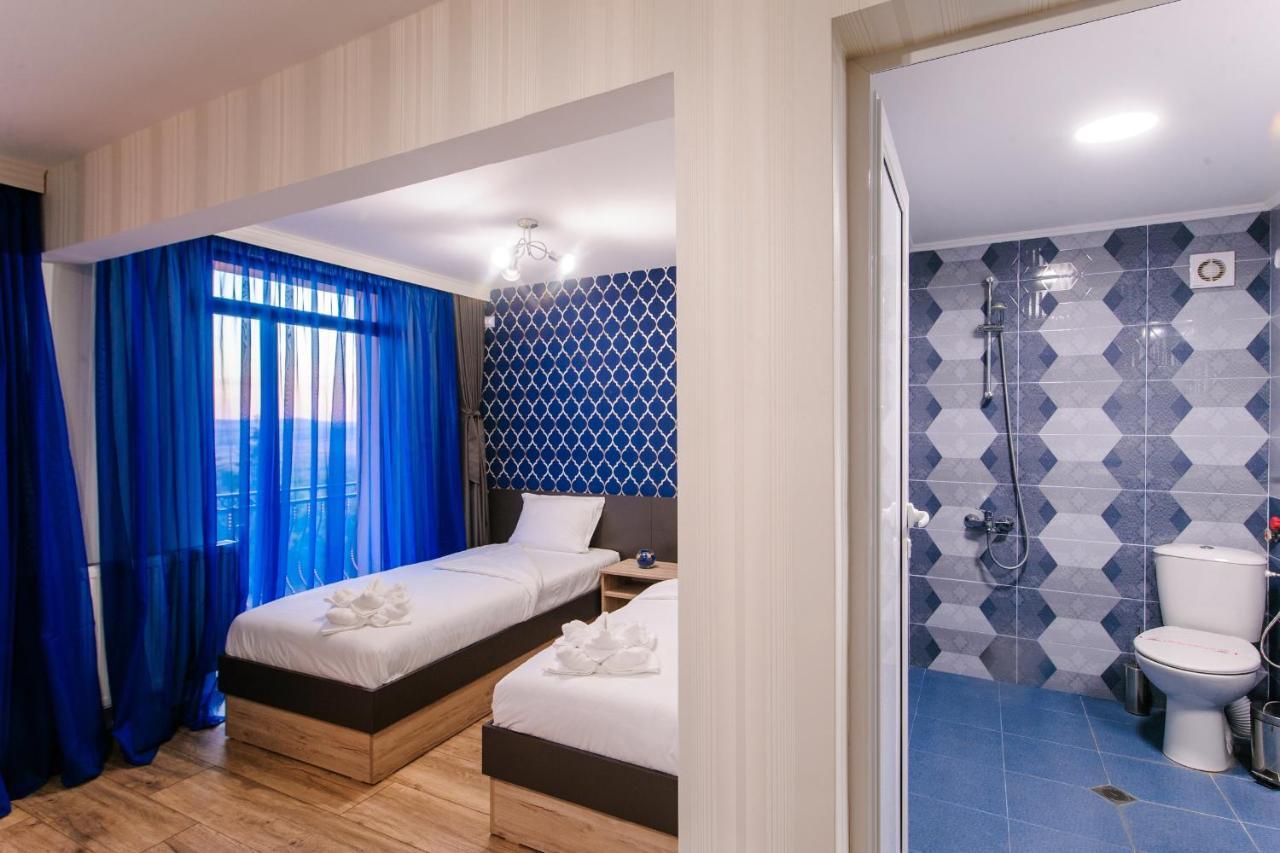 Hotel Пиргуля à Miladinowzi Extérieur photo